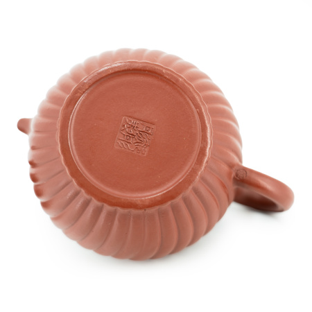 Чайник керамический из Исин, Цзянсу "Потоки воздуха" 200мл. Price: ₽9,080 rub.