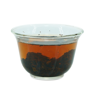 Pressed Rip Pu-erh Tea - Шу пуэр 2017 г. "Гунтин Гун Бин" завода "Чашуван" 357 г, 