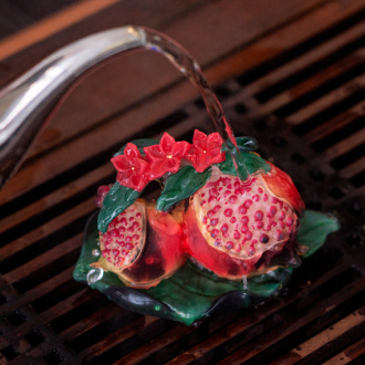 Color-changing tea figurine "Pomegranate". Price: ₽2,270 rub.