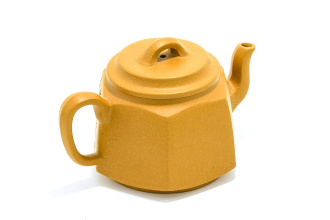 Чайник из Исин, Цзянсу "Гексаэдр", 220 мл. Price: ₽10,220 rub.